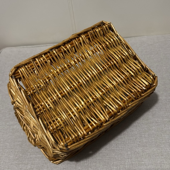 Wicker Basket with Handles - Picture 6 of 13